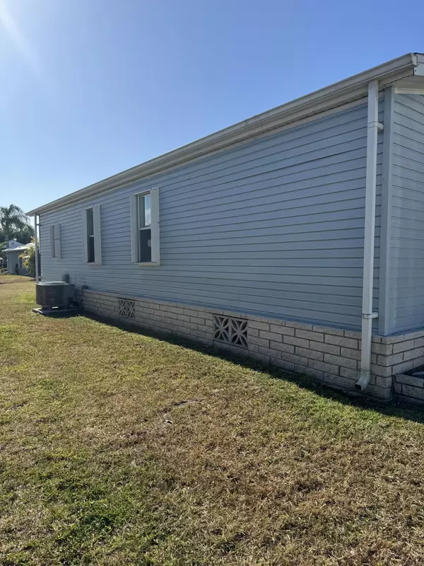 Fort Pierce, FL 34951,6734 Tucan ST