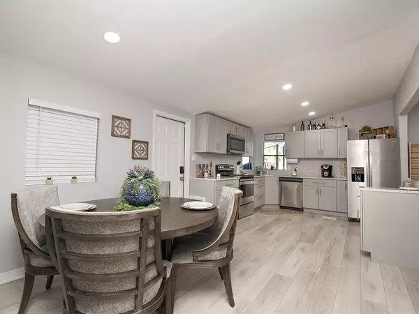 Barefoot Bay, FL 32976,439 Royal Tern DR