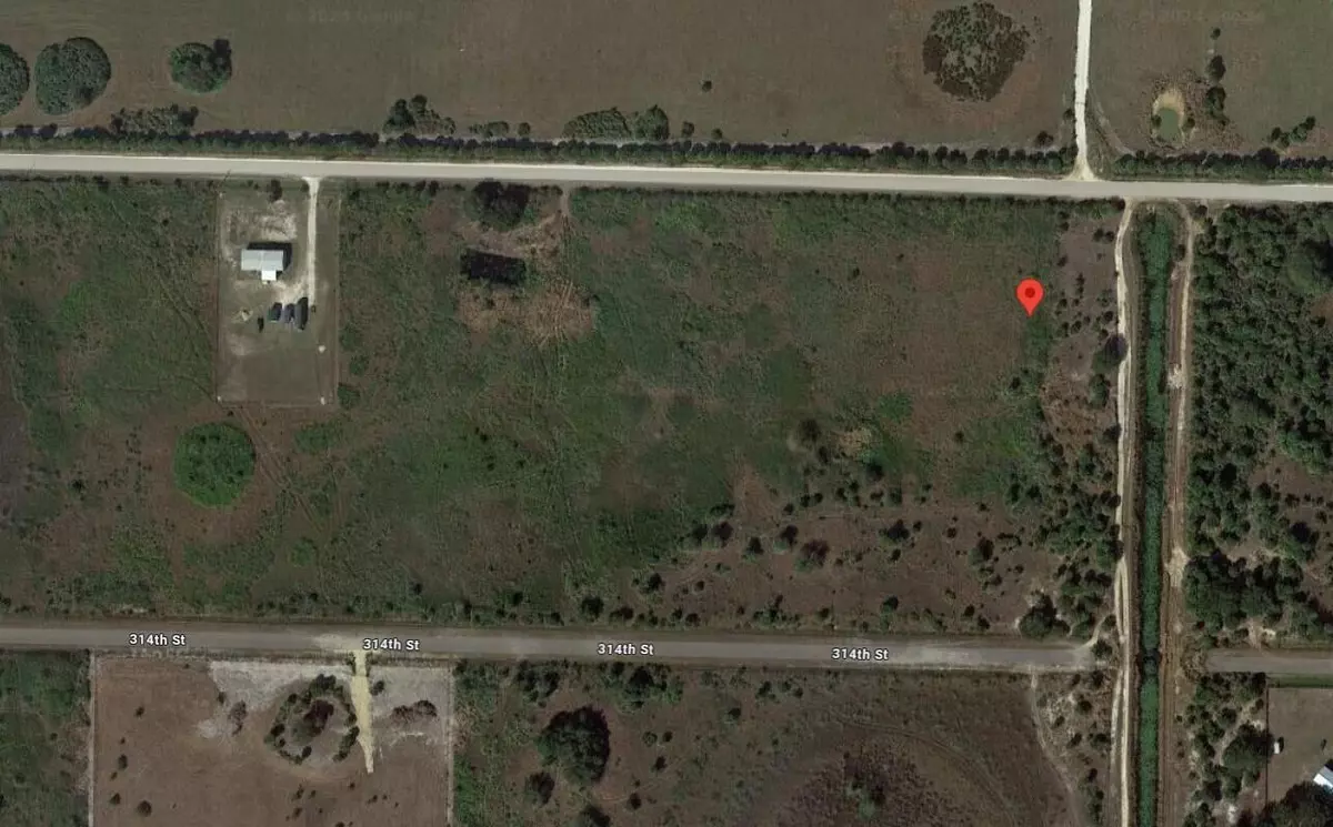 Okeechobee, FL 34972,15218 NW 316th ST