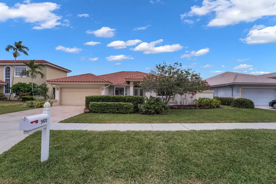 5192 Deerhurst Crescent CIR, Boca Raton, FL 33486