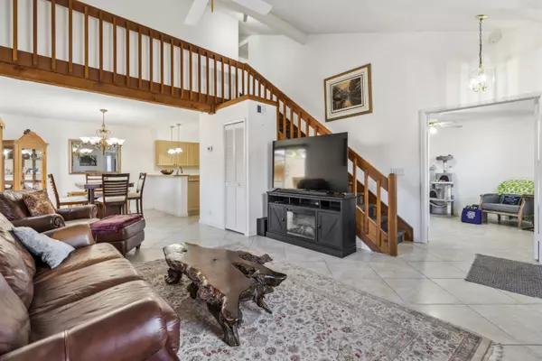 Jupiter, FL 33458,353 Maplecrest CIR