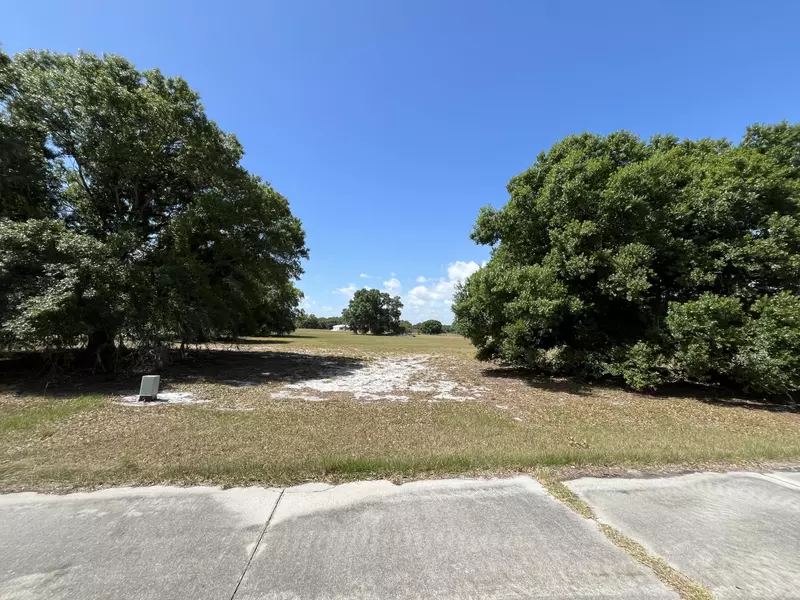 1200 Golf WAY, Sebring, FL 33870