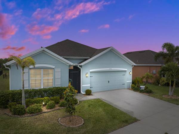 2196 SW Harwick CIR, Vero Beach, FL 32968