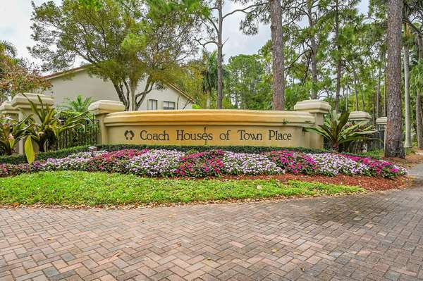 Boca Raton, FL 33486,5631 Coach House CIR B