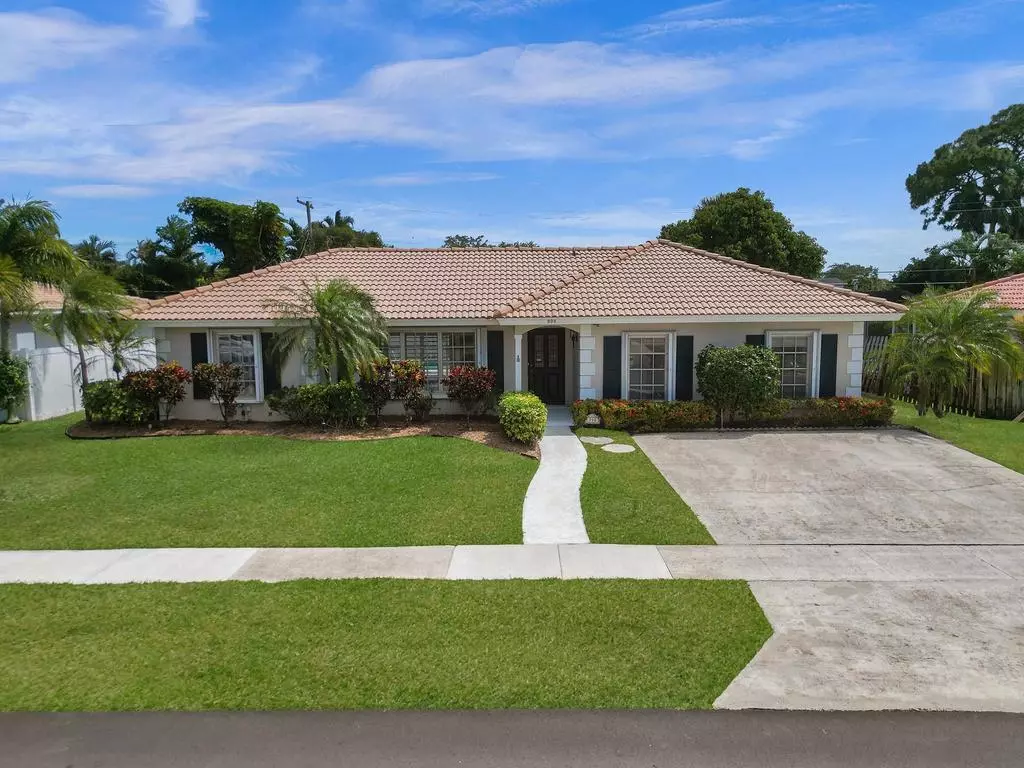 Boca Raton, FL 33486,998 SW 5th ST