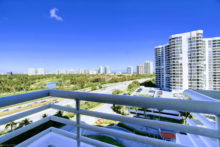 3300 NE 192 ST 1108, Aventura, FL 33180