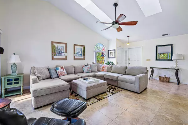 Jupiter, FL 33477,1528 Ocean Dunes CIR