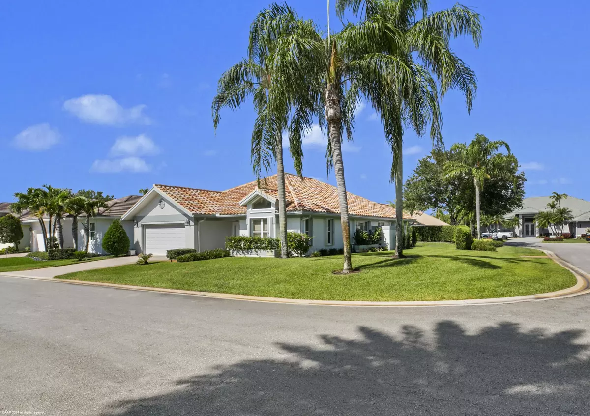 Hobe Sound, FL 33455,7998 SE Hempstead CIR