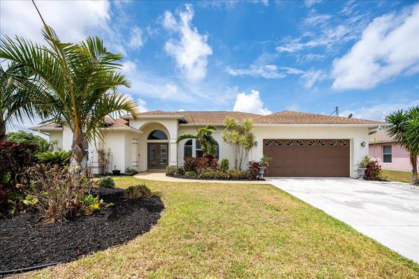 3210 SE Otis LN,  Port Saint Lucie,  FL 34984