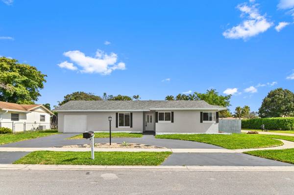 6575 Whispering Wind WAY, Delray Beach, FL 33484