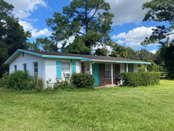 2141 B RD Cottage, Loxahatchee Groves, FL 33470