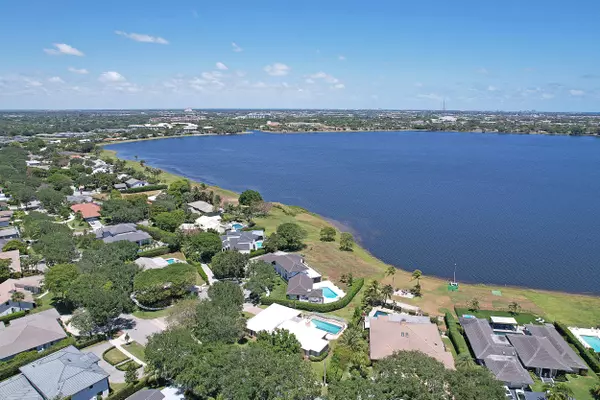 West Palm Beach, FL 33401,8 Interlachen CIR
