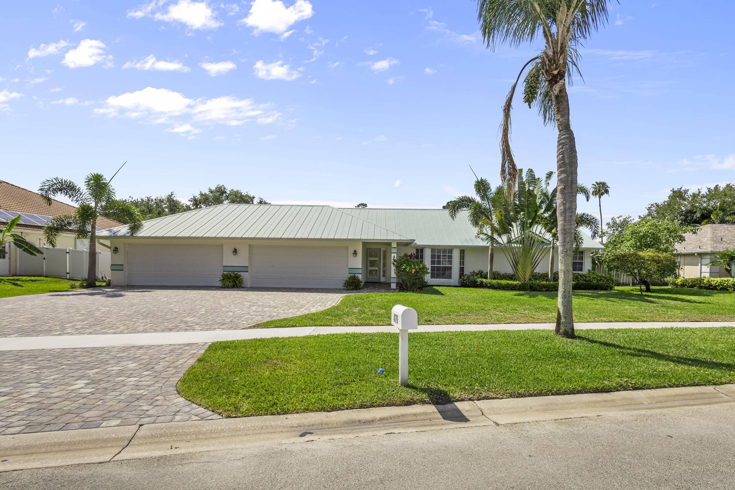 Port Saint Lucie, FL 34983,479 NE Solida CIR