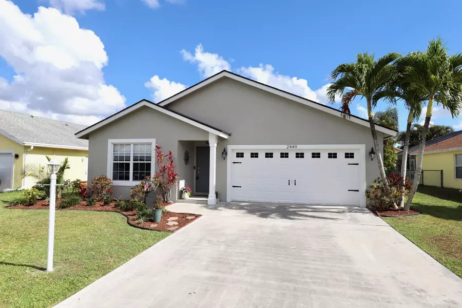 2449 SW Malibu WAY, Stuart, FL 34997