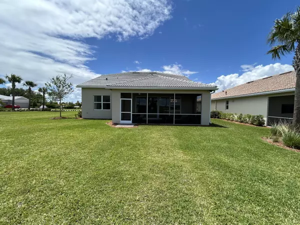 Port Saint Lucie, FL 34987,10262 SW Captiva DR 211