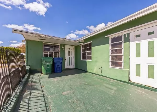 Riviera Beach, FL 33404,3101 E Ave H