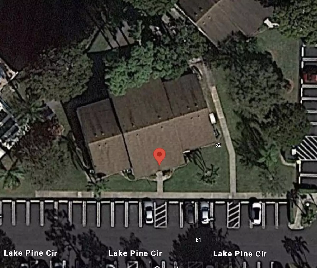 Greenacres, FL 33463,136 Lake Pine CIR C-1