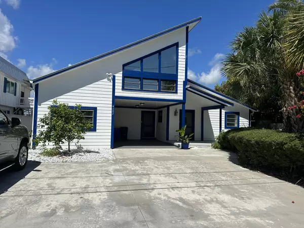 Stuart, FL 34997,4602 SE Boatyard DR