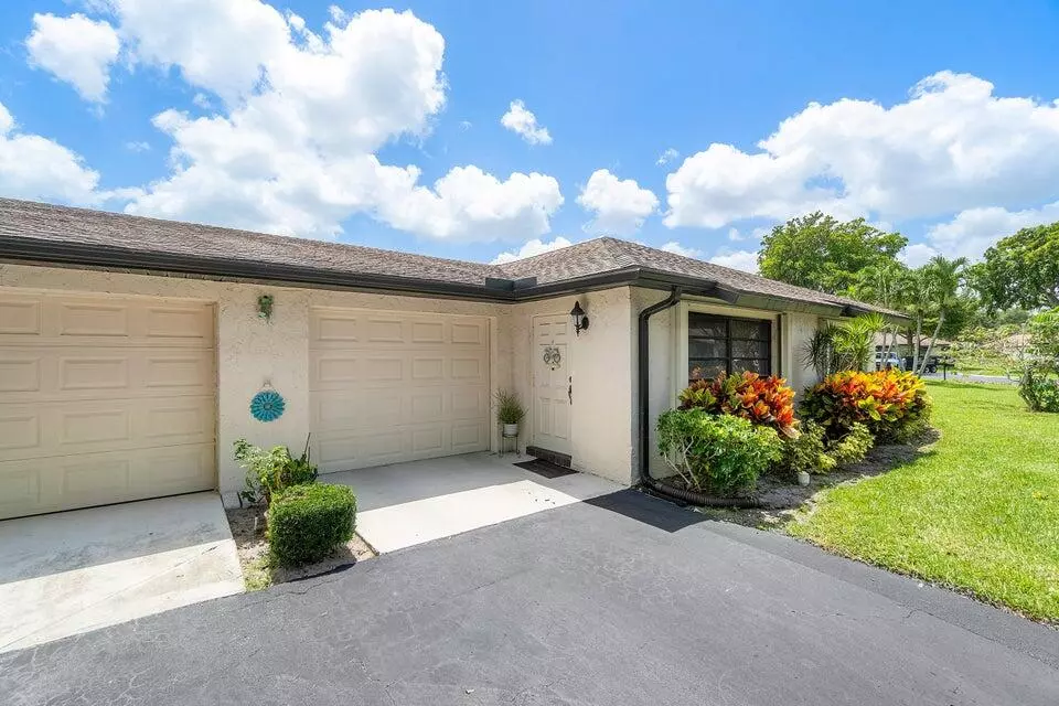 Boynton Beach, FL 33436,4951 Equestrian CIR B