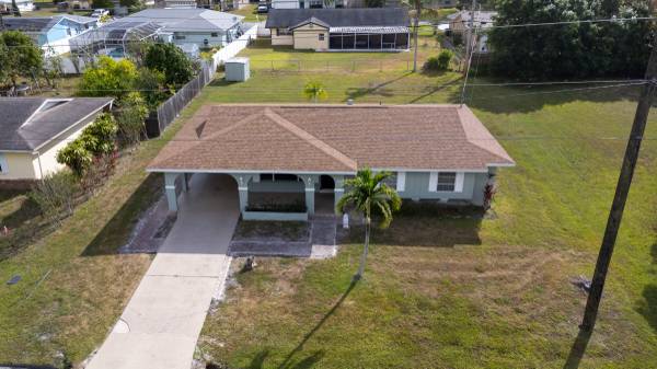 549 SE Floresta DR, Port Saint Lucie, FL 34983