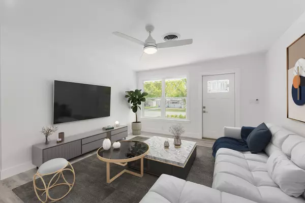 Stuart, FL 34996,436 SE Fini DR