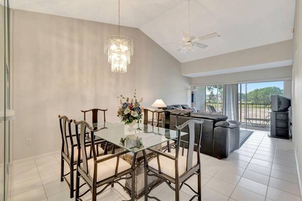 280 NW 67th ST B207, Boca Raton, FL 33487