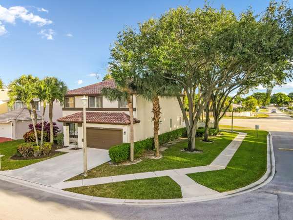 10726 Palm Spring DR, Boca Raton, FL 33428