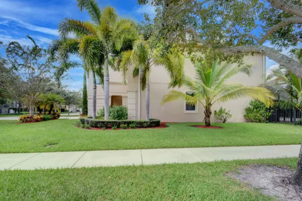 Royal Palm Beach, FL 33411,8625 Wellington View DR