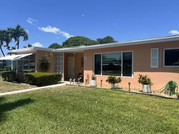 255 South  Blvd D, Boynton Beach, FL 33435