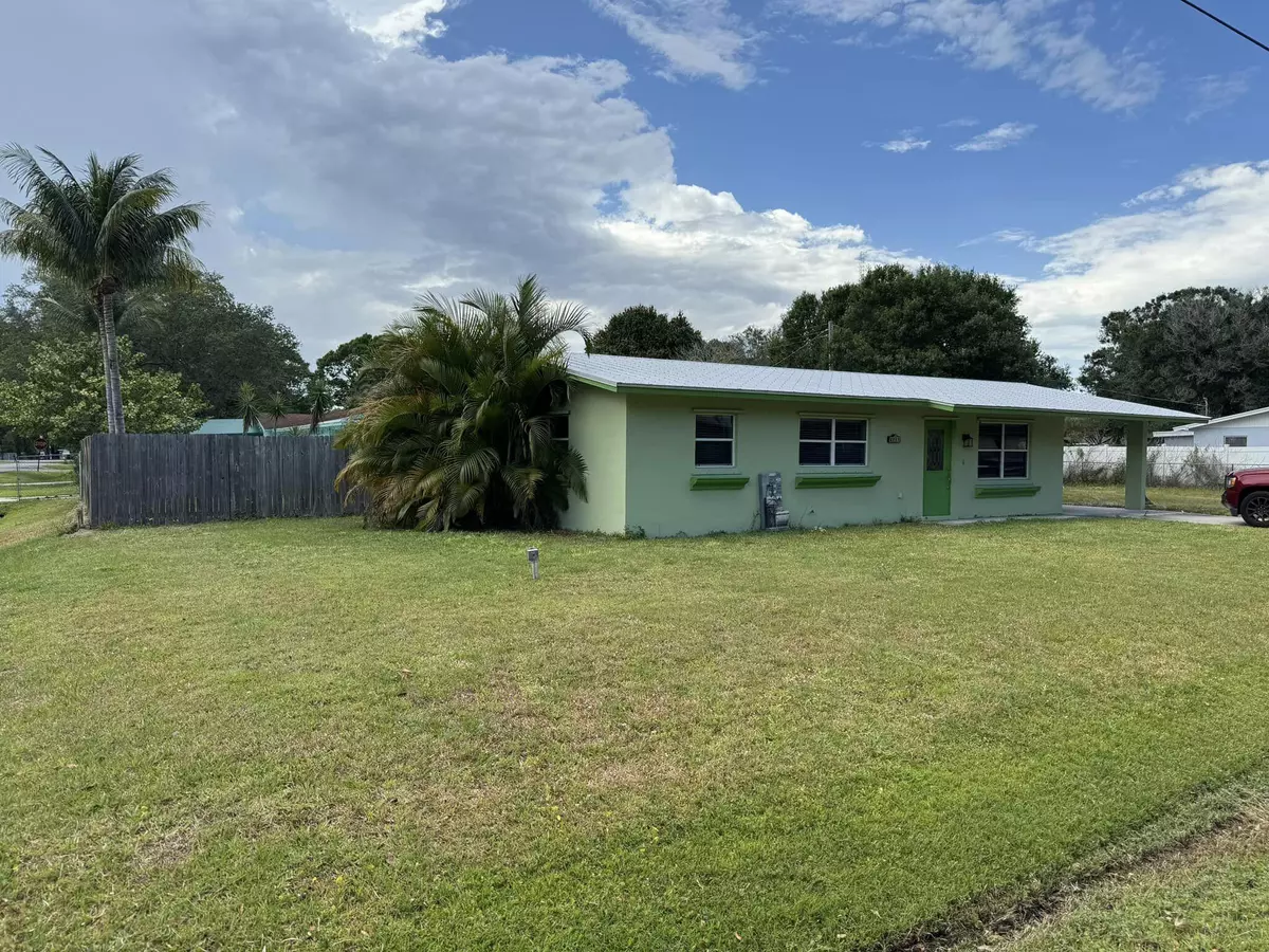 Fort Pierce, FL 34981,2711 S 27th ST