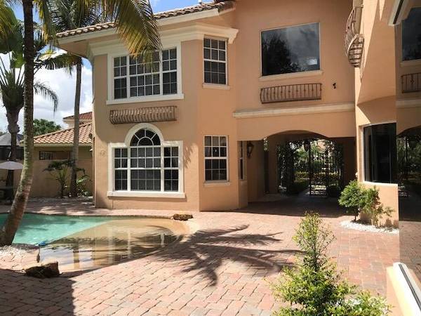 Boynton Beach, FL 33437,9839 Coronado Lake DR