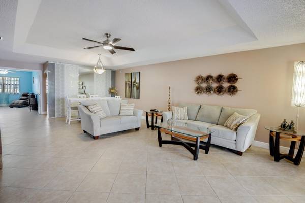 Lake Worth, FL 33467,8366 Bonita Isle DR