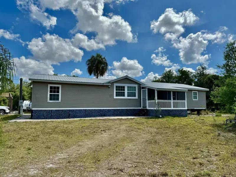 15858 NW 54th ST, Okeechobee, FL 34972