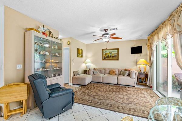 Lake Worth, FL 33467,7827 Oak Grove CIR