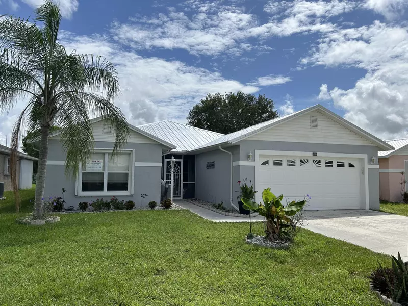 6788 Picante CIR, Fort Pierce, FL 34951