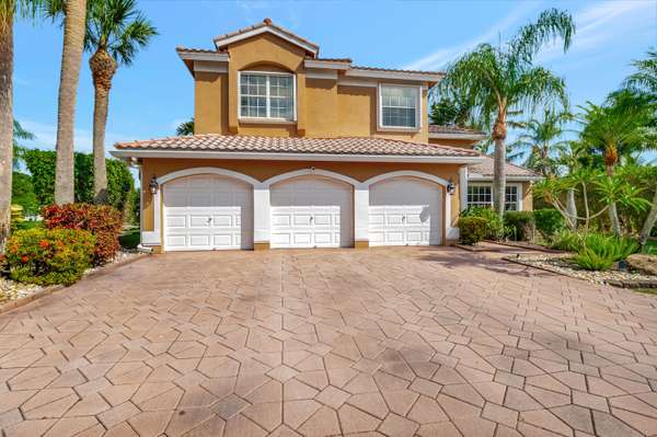 Boca Raton, FL 33498,19314 King Palm CT