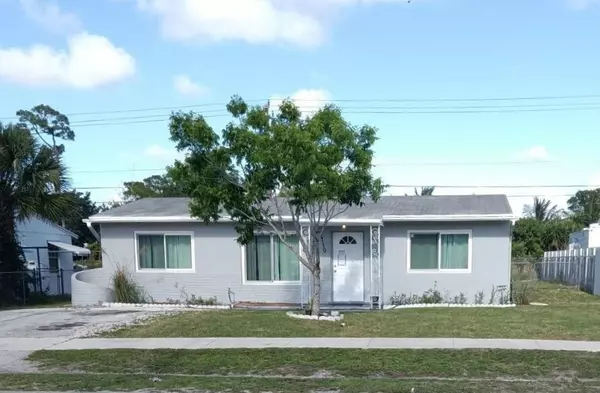 3710 S 55th AVE, Greenacres, FL 33463