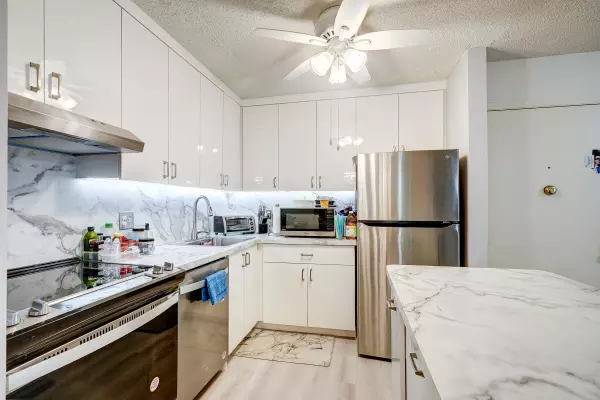 Tamarac, FL 33321,9580 N Belfort CIR 105