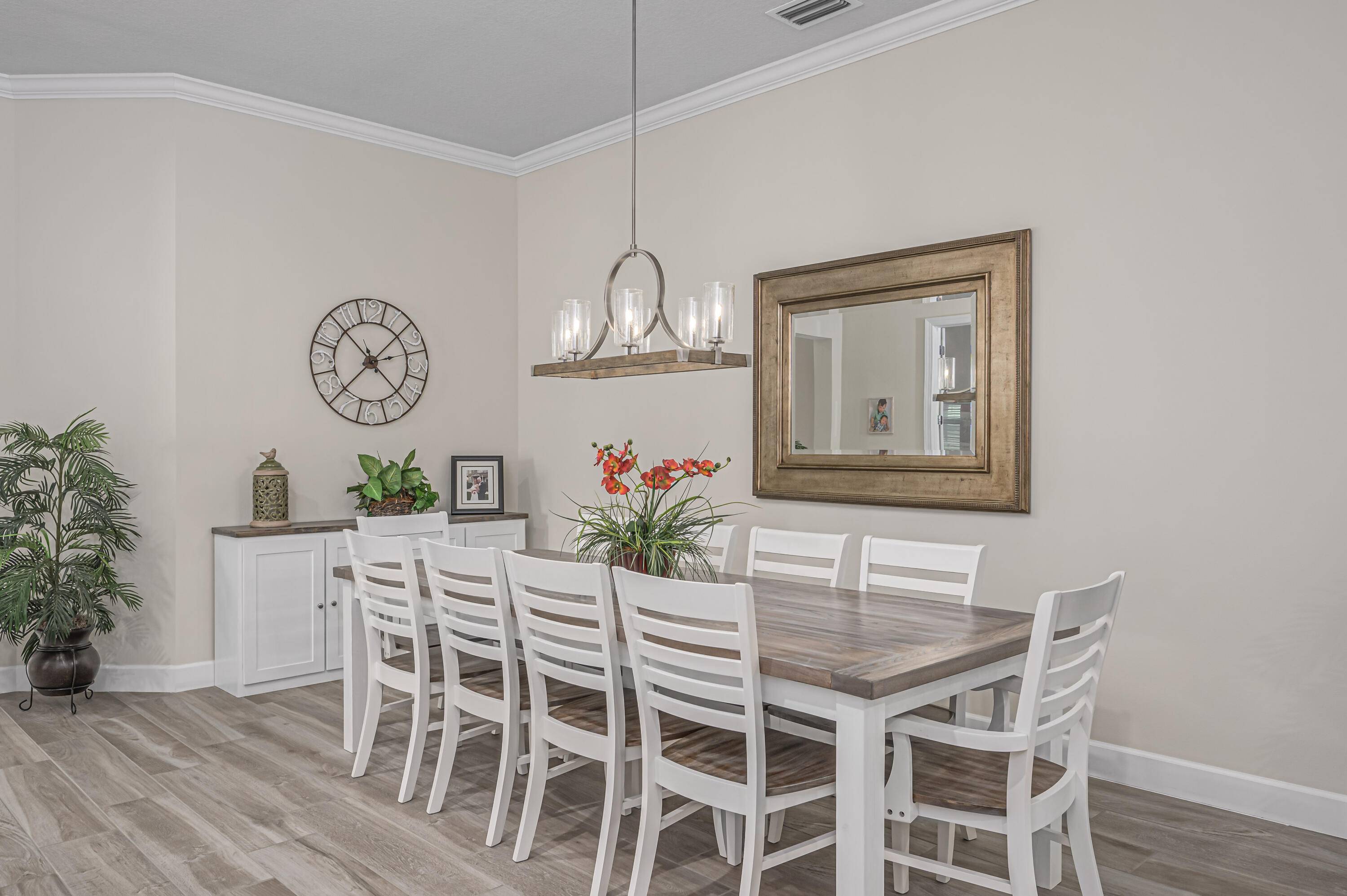 Port Saint Lucie, FL 34984,632 SE Villandry WAY