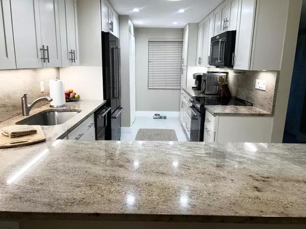 Lighthouse Point, FL 33064,3165 NE 48th CT 112