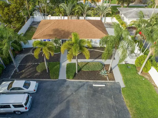 Palm Springs, FL 33461,2935 Lake Worth RD