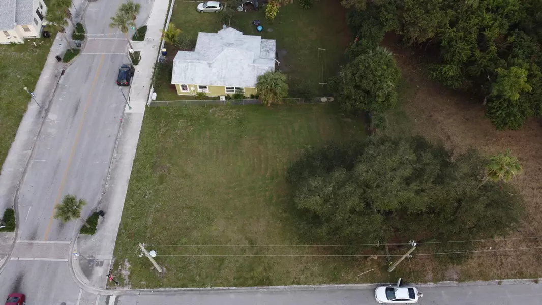 1117 D AVE, Fort Pierce, FL 34950