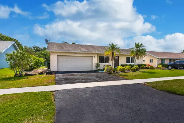 Boca Raton, FL 33434,19378 Carolina CIR