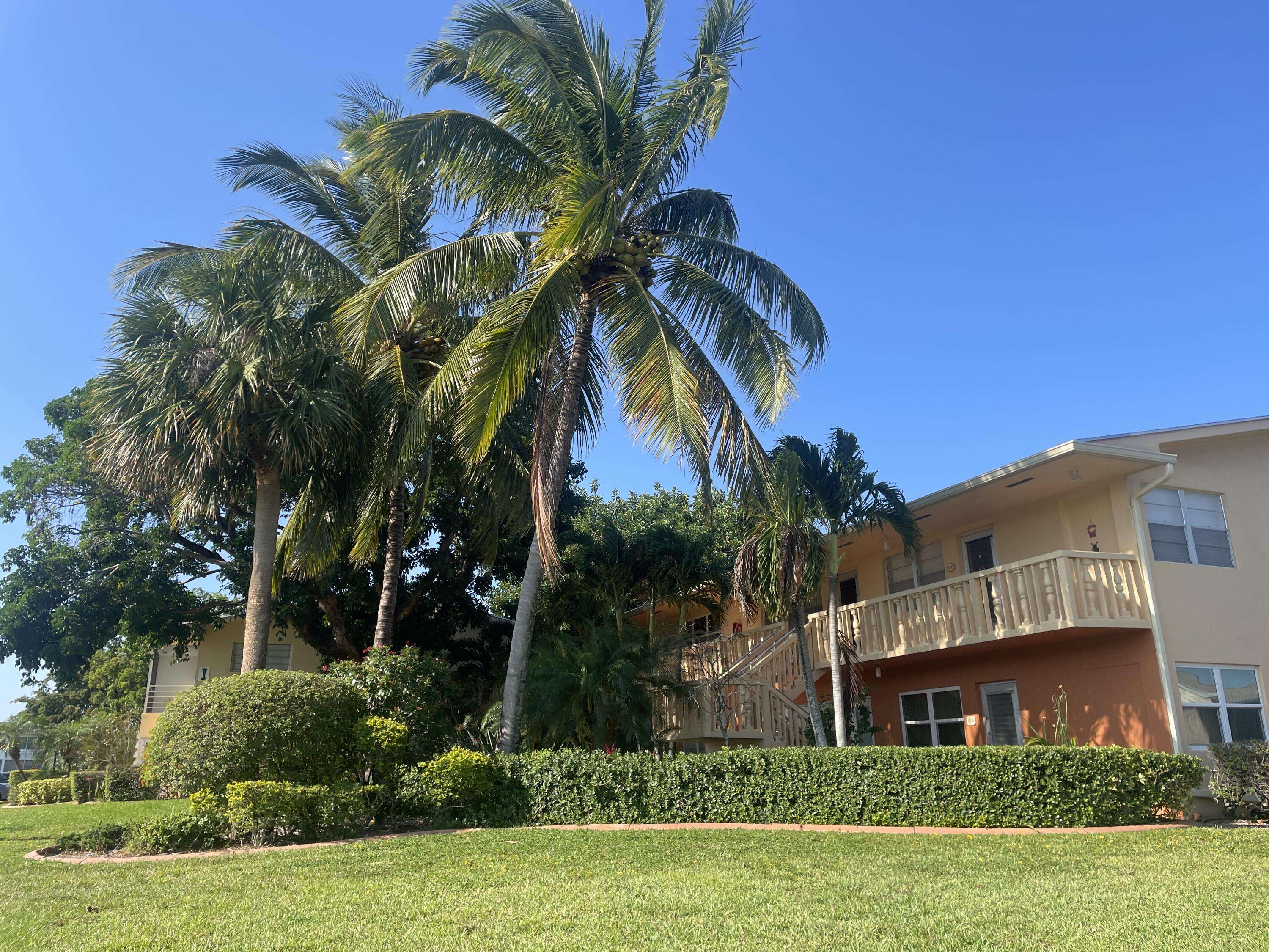207 Salisbury I, West Palm Beach, FL 33417