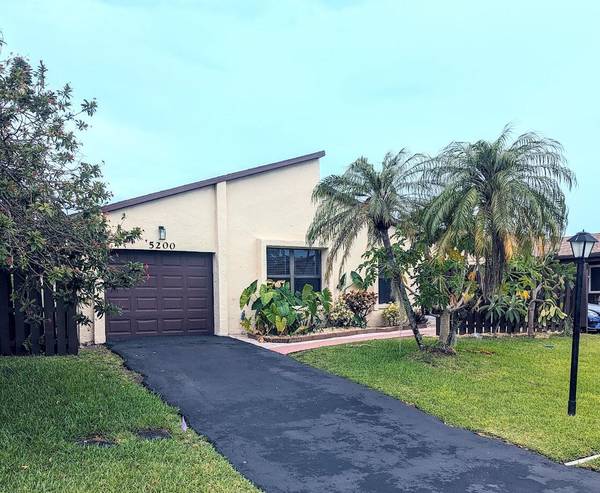 Boynton Beach, FL 33472,5200 Minto RD