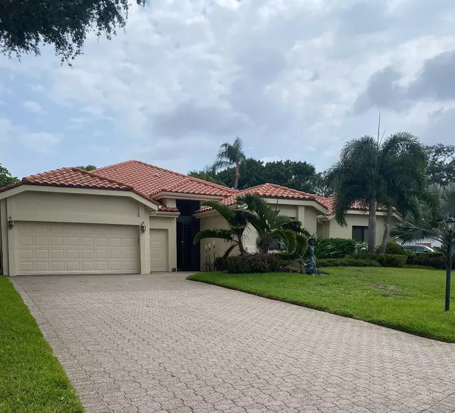 13579 Verde DR, Palm Beach Gardens, FL 33410