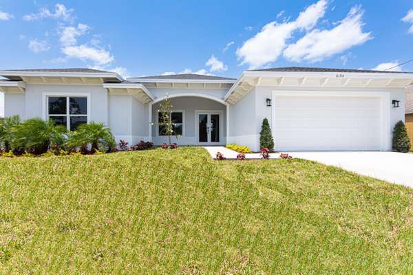 6192 NW E Deville CIR, Port Saint Lucie, FL 34986