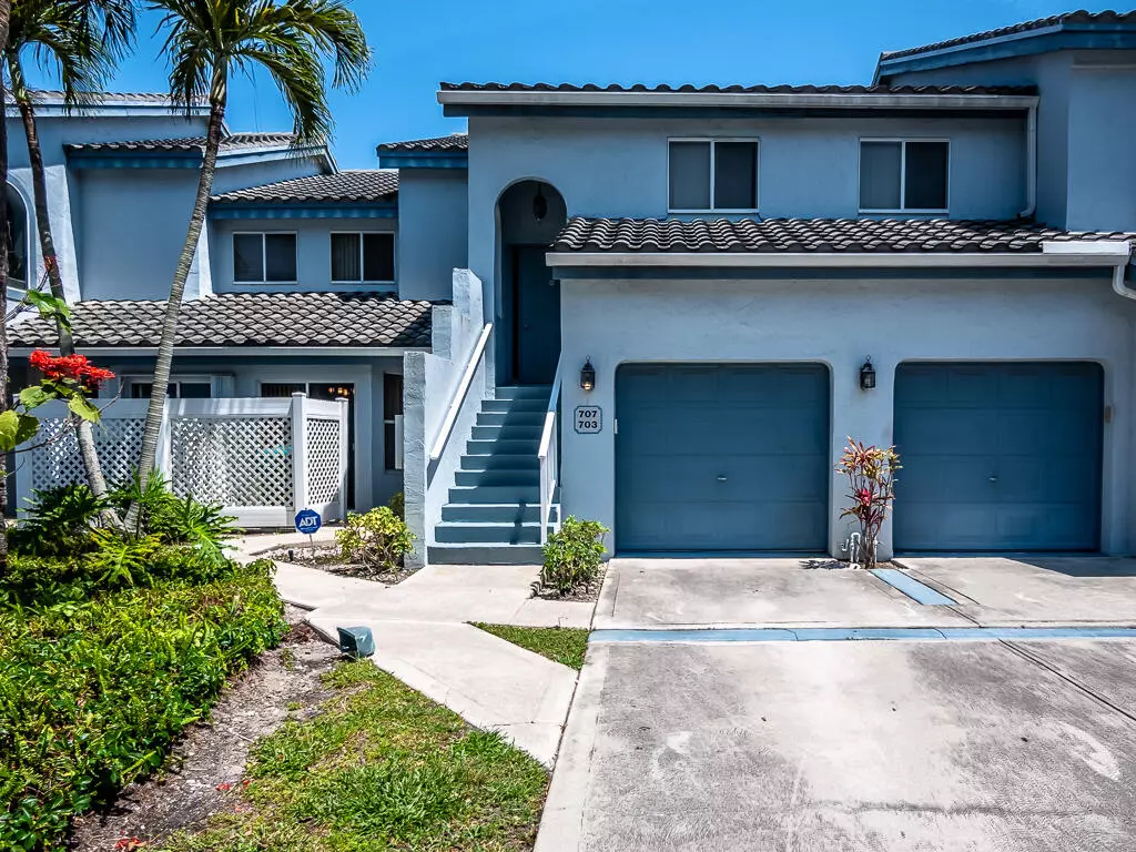 Boynton Beach, FL 33436,9777 Nickels BLVD 703