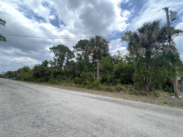 00 W Dixie BLVD, Fort Pierce, FL 34946