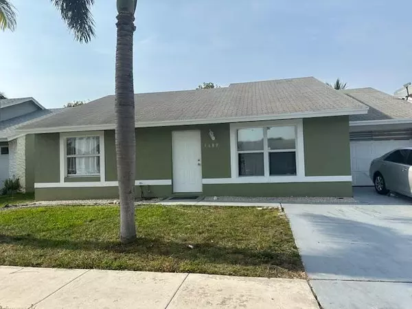 5689 Priscilla LN,  Lake Worth,  FL 33463